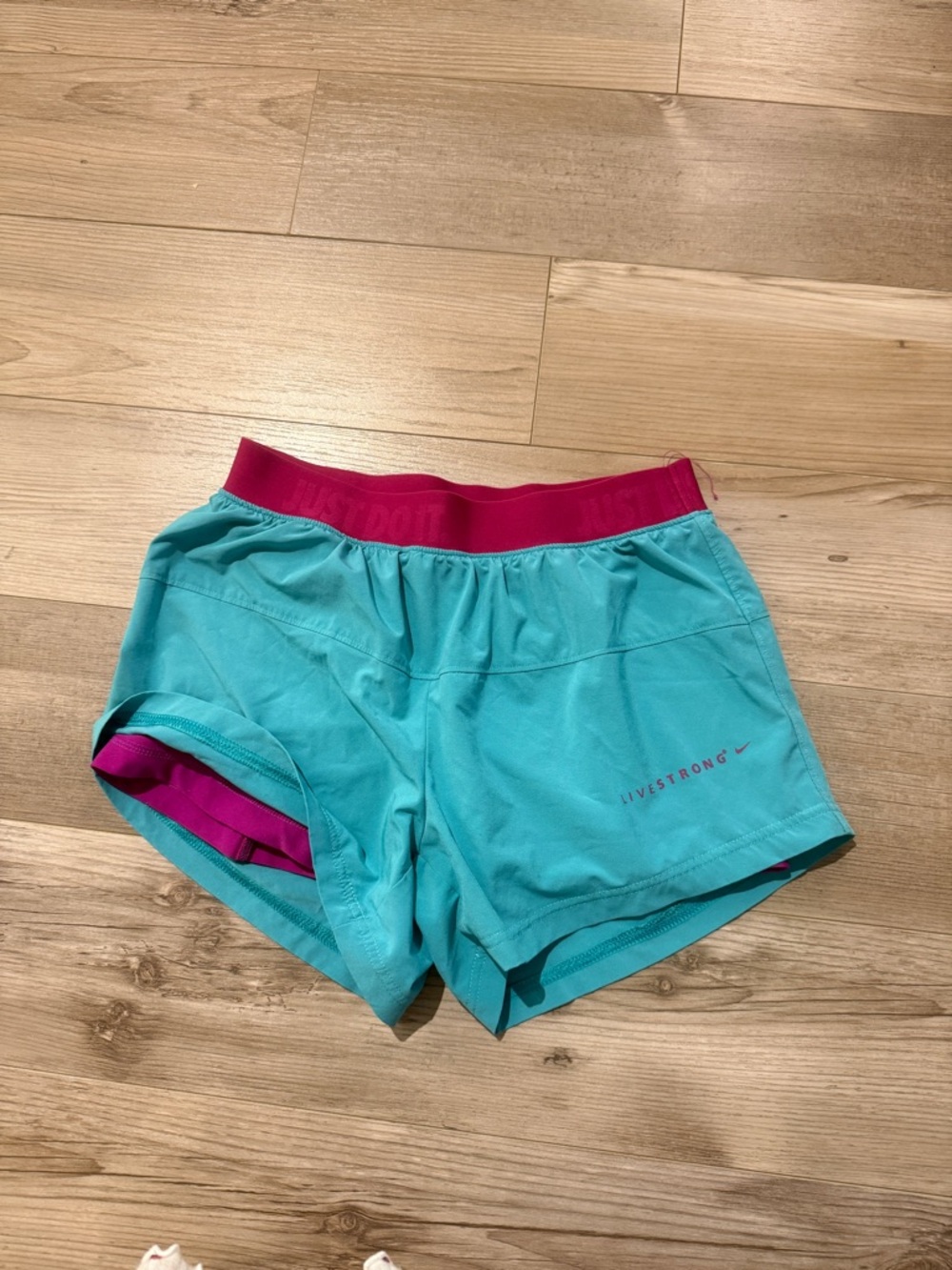 NIKE DRIFIT Women’s Shorts with liner